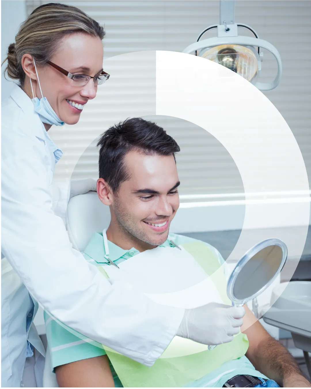 Sorriso luminoso dopo il protocollo BlancOne&reg; Clean&White